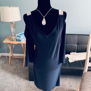 Peekabo shoulder with rhinestone straps